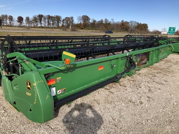 Main image John Deere 635F