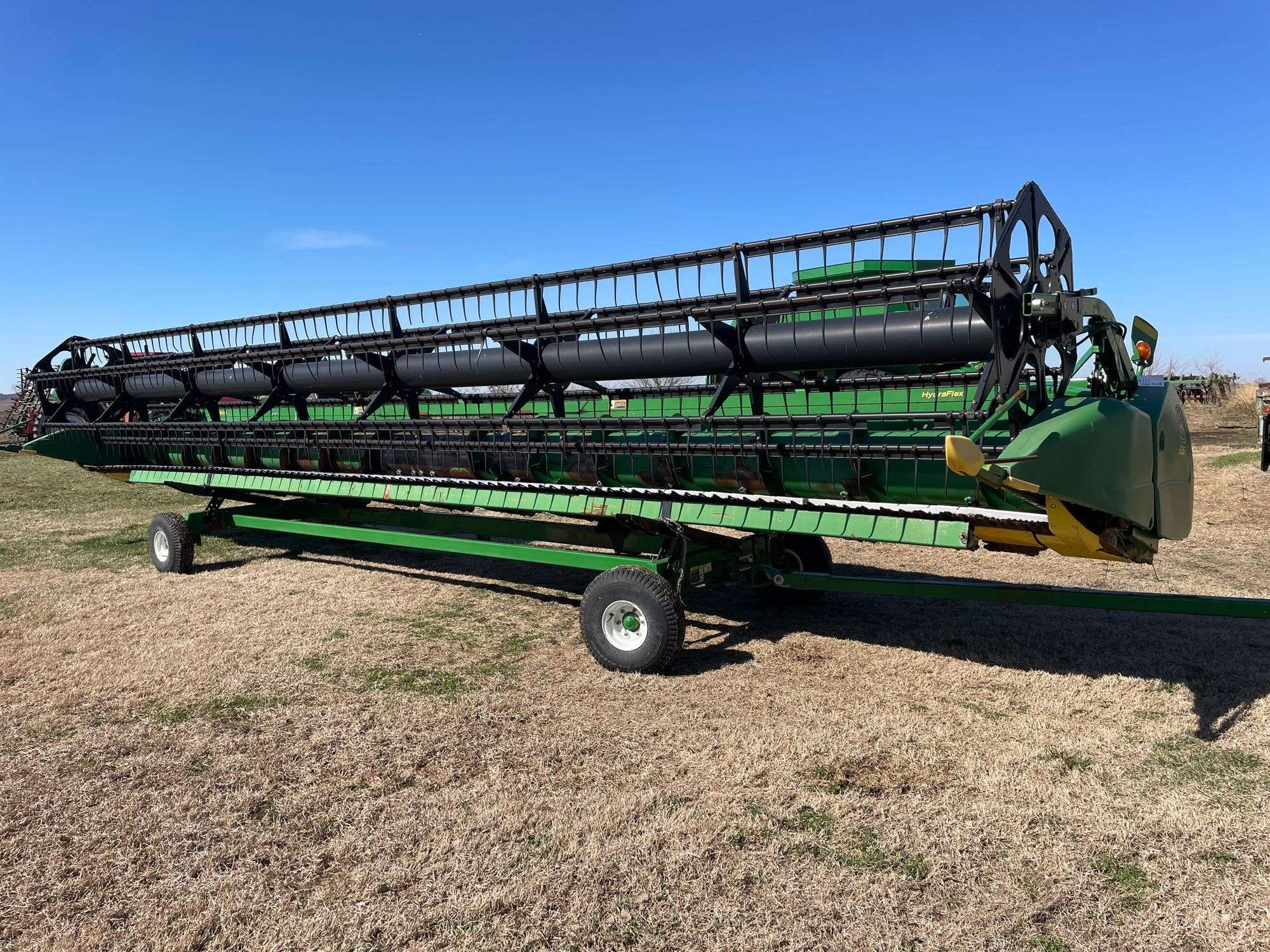 2010 John Deere 635F Equipment Image0