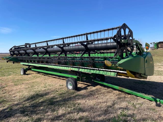 Image of John Deere 635F equipment image 2