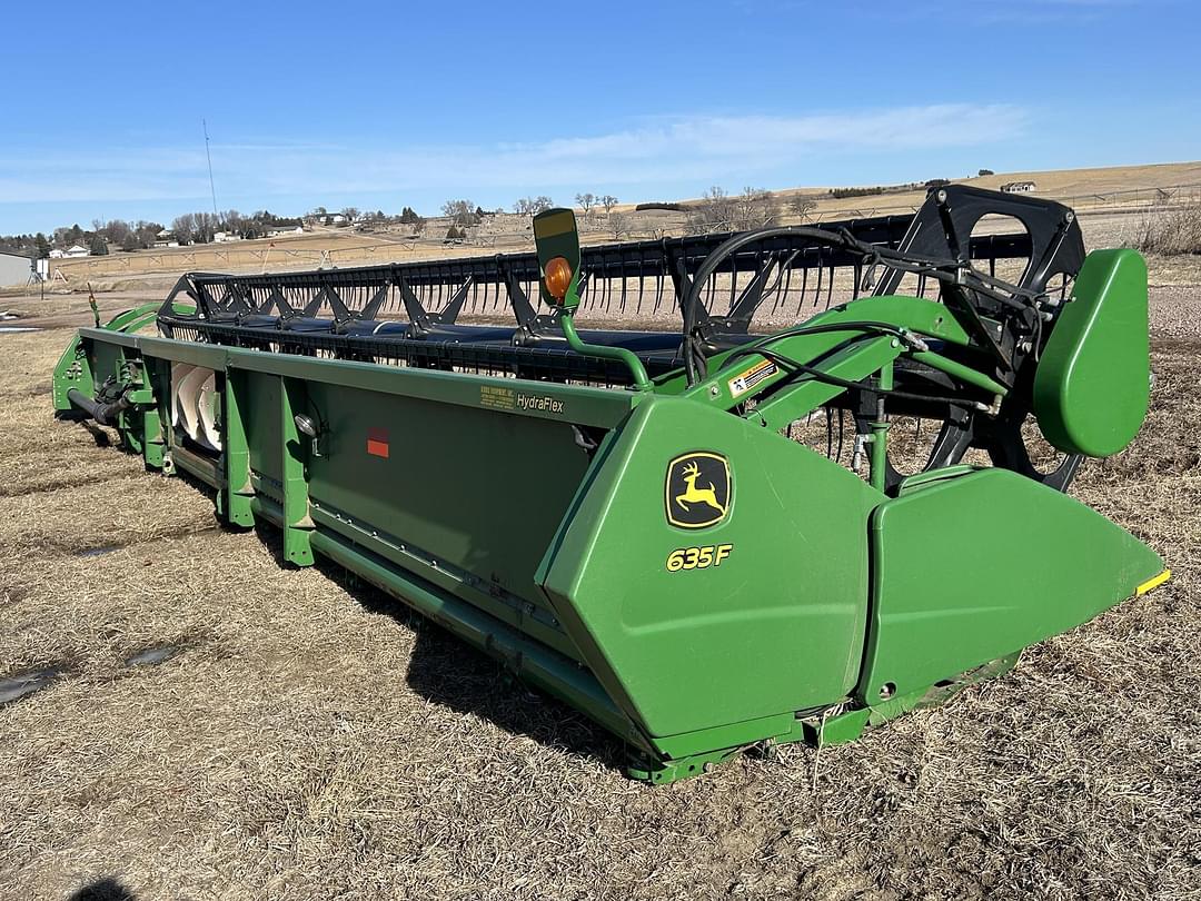 Image of John Deere 635F Primary image