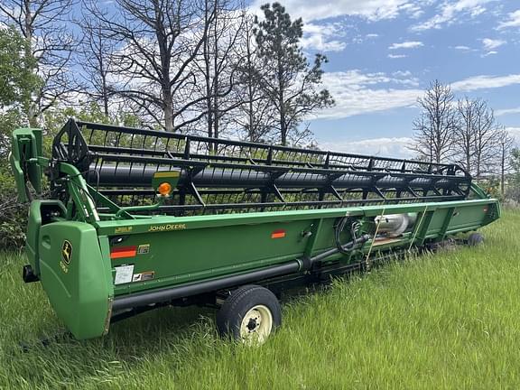 Image of John Deere 635F equipment image 1