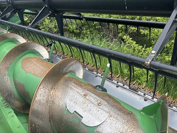 Image of John Deere 635F equipment image 4