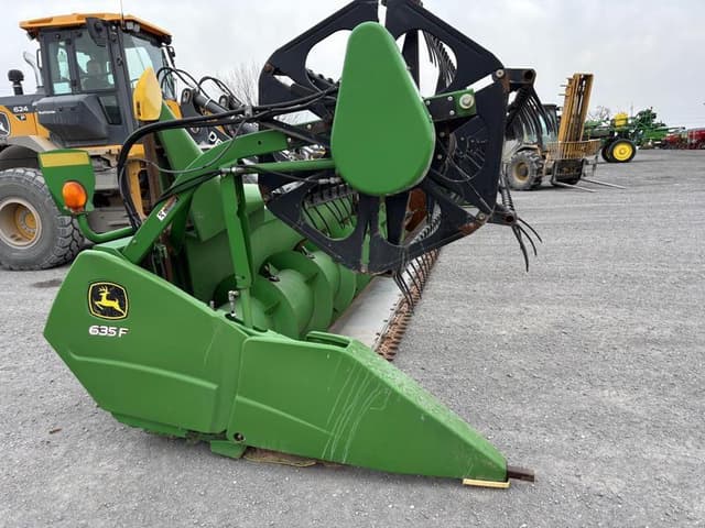 Image of John Deere 635F equipment image 1