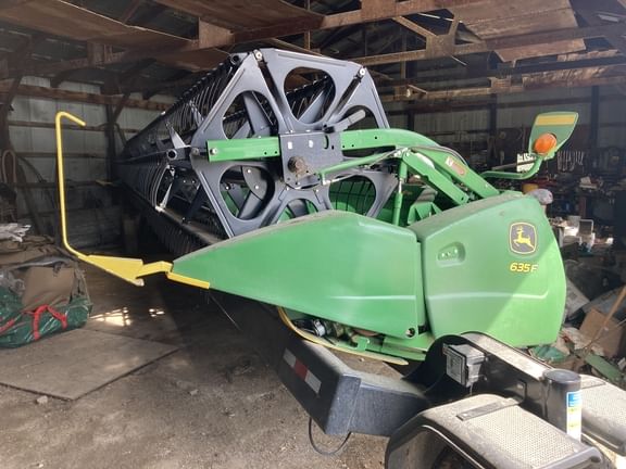 Main image John Deere 635F