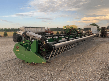 Main image John Deere 635F
