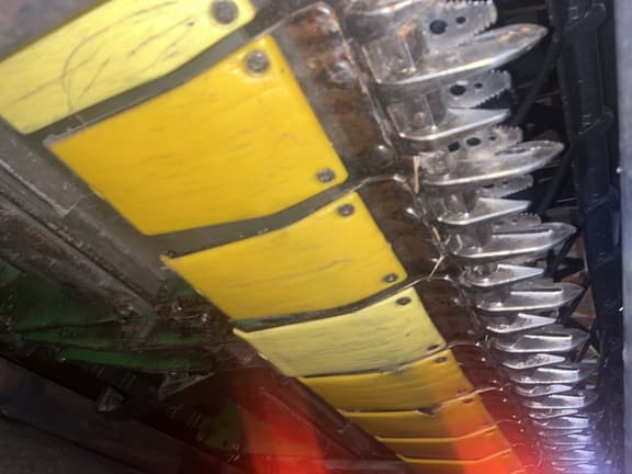 Image of John Deere 635F equipment image 2