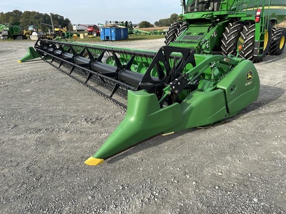 Image of John Deere 635F equipment image 1