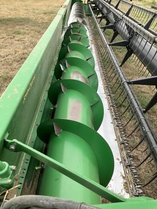 Image of John Deere 635F equipment image 1