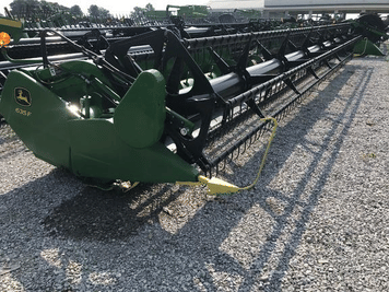 Main image John Deere 635F