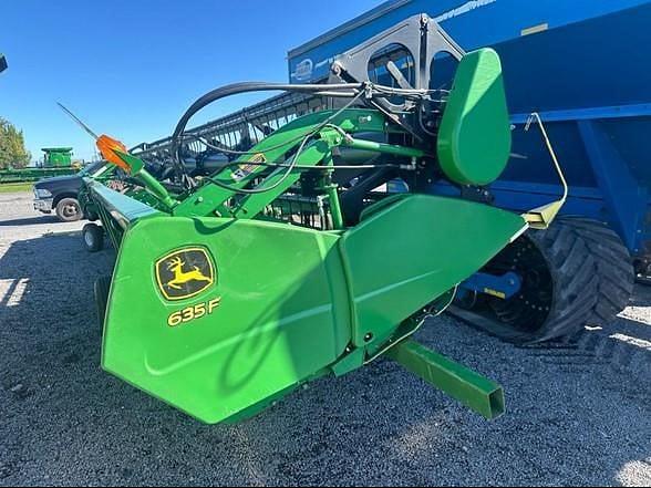 Image of John Deere 635F equipment image 1