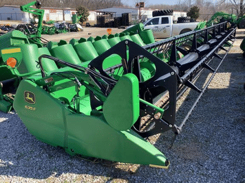 Main image John Deere 635F