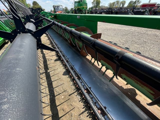 Image of John Deere 635F equipment image 2