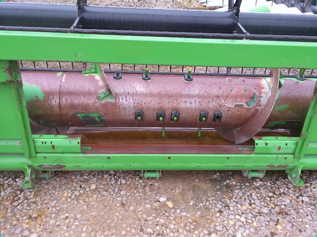 Image of John Deere 635F equipment image 4