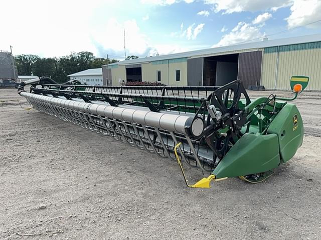 Image of John Deere 635F equipment image 1