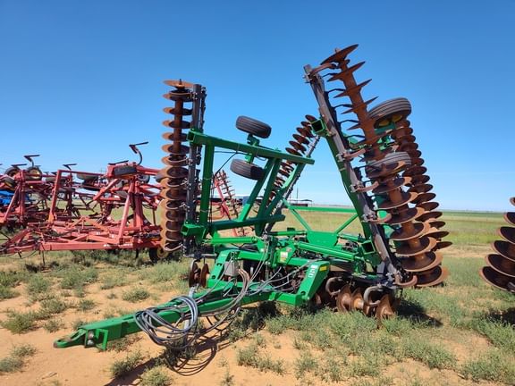 Main image John Deere 637