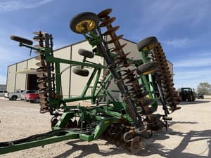 2010 John Deere 637 Image