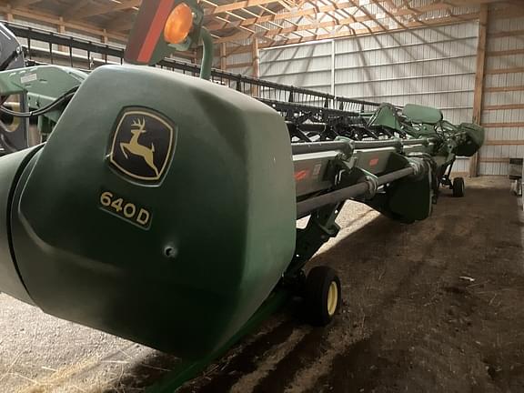 Image of John Deere 640D equipment image 1