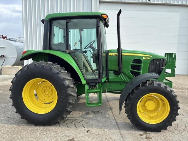 Image of John Deere 6430 equipment image 2