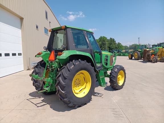Image of John Deere 6430 equipment image 2