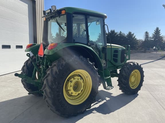 Image of John Deere 6430 equipment image 2