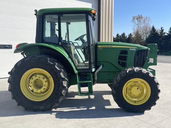 Image of John Deere 6430 equipment image 1
