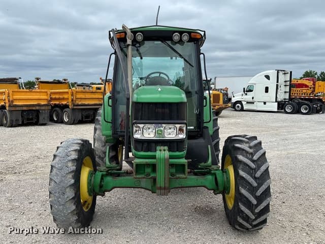 Image of John Deere 6430 equipment image 1