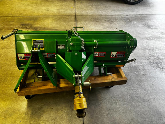 Image of John Deere 647 equipment image 3