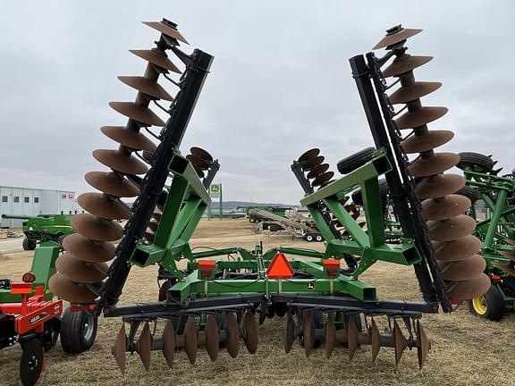 Image of John Deere 650 equipment image 3