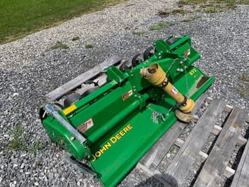 Main image John Deere 673