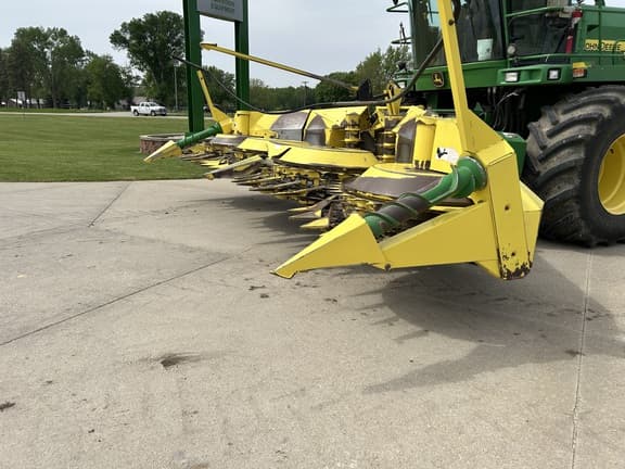 Image of John Deere 678 equipment image 2