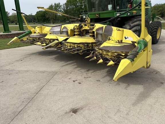 Image of John Deere 678 Primary image