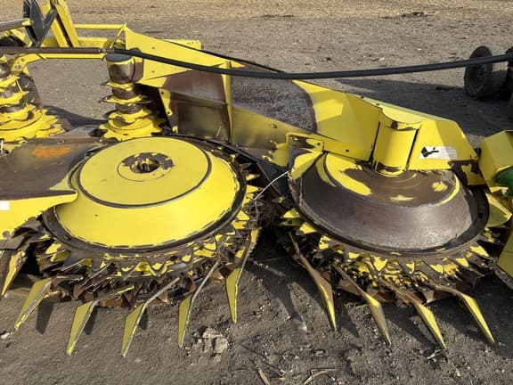 Image of John Deere 678 equipment image 1