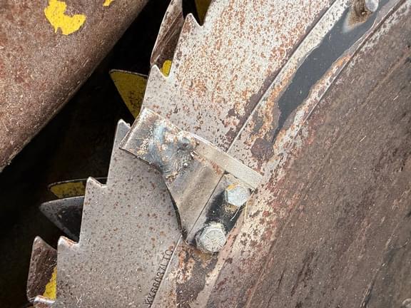 Image of John Deere 678 equipment image 1