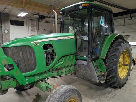 Main image John Deere 7130