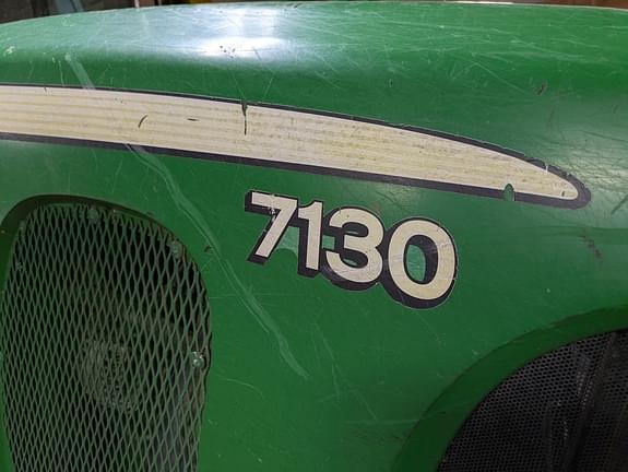 Image of John Deere 7130 equipment image 1