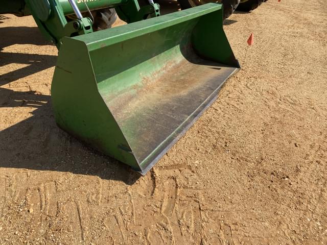 Image of John Deere 7130 equipment image 4