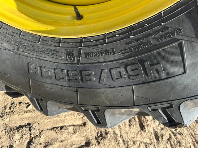 Image of John Deere 7130 equipment image 4