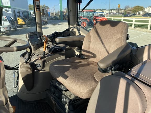 Image of John Deere 7130 Premium equipment image 3
