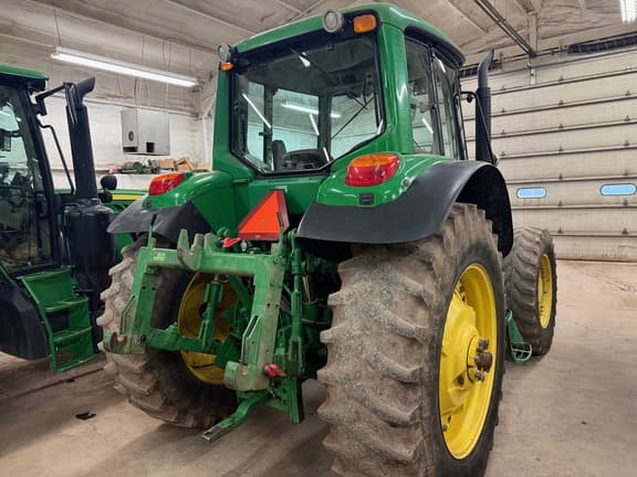Image of John Deere 7130 Premium equipment image 3
