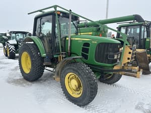 2010 John Deere 7230 Image