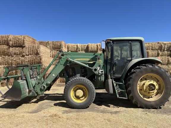 Image of John Deere 7230 equipment image 1