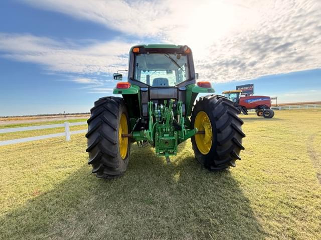 Image of John Deere 7230 equipment image 3