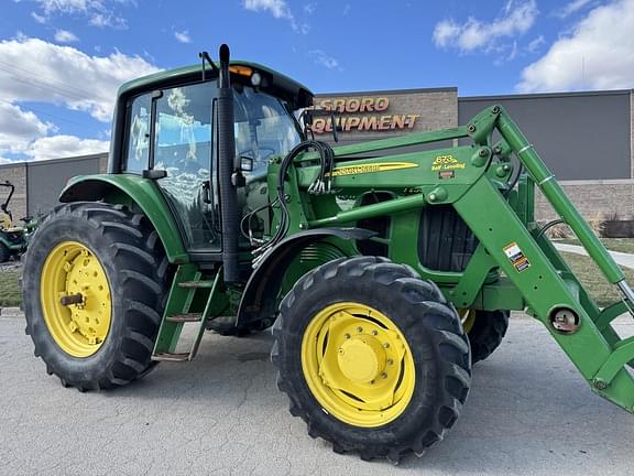 Image of John Deere 7230 equipment image 1