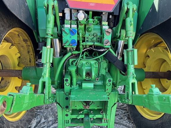 Image of John Deere 7230 Premium equipment image 4