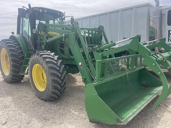 Image of John Deere 7230 Premium equipment image 1