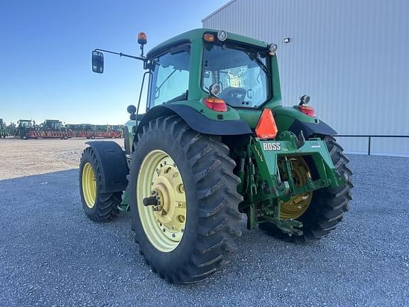 Image of John Deere 7230 Premium equipment image 2