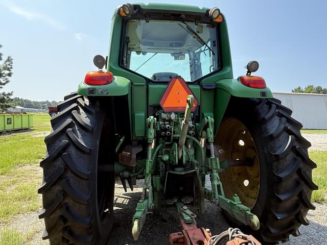 Image of John Deere 7230 Premium equipment image 3