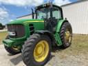 2010 John Deere 7230 Premium Image