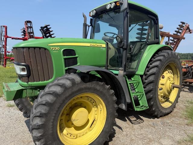Image of John Deere 7230 Premium equipment image 2