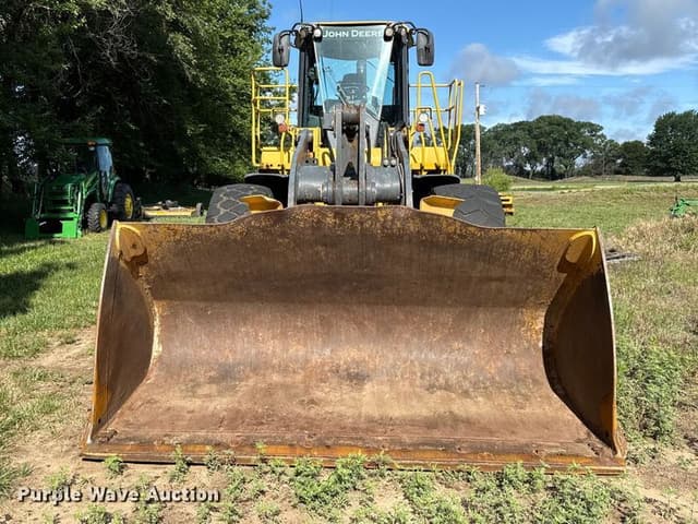 Image of John Deere 724K equipment image 1